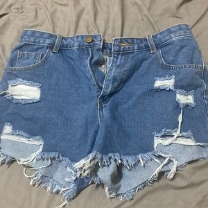 Short jeans